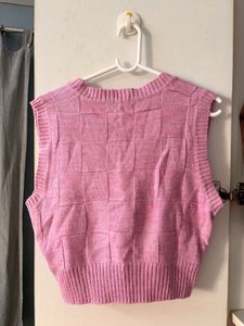 Chic Pink Checkerboard Knit Vest