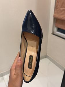 Elegant Navy Suede &amp; Patent Heels