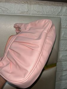 Chic Pink Ruched Shoulder Bag