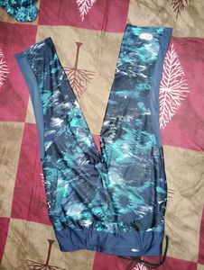 T-shirt and regular fit track pant