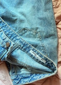Women's Relaxed Fit Blue Jeans