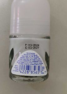 Combo - Nivea Deodorant Rollon Listerine Mouthwash