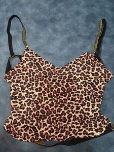 Chatpate backless crop top