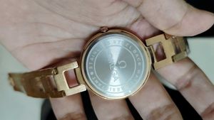 Elegant Gold Tone Watch