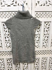 ✈️New With Tag Turtle neck Sweater C