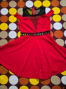 Elegant Red Cold Shoulder Dress