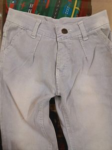 LIGHT BLUE cotton JEANS.