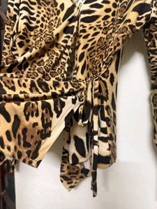 y2k vintage leopard print wrap top/shrug🐆