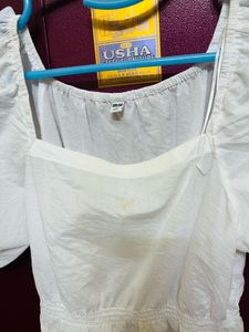 White Puff Sleeve Tops