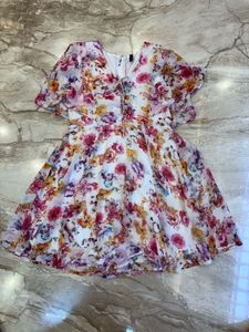 floral print mini dress 👗