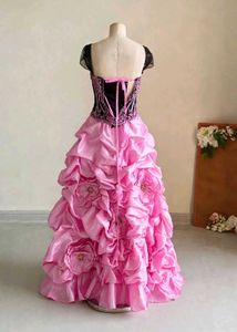 Stunning Pink skirt and top 🎀👰❤️