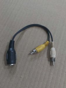 Round 5-pin DIN connector splitting into two