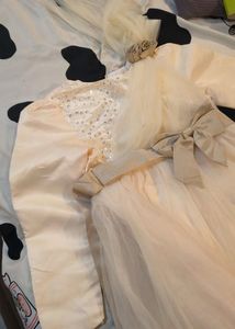 beautiful shoulder scarf gown🎀❤️🦋