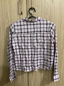 Pink &amp; Black Plaid Cropped Shirt