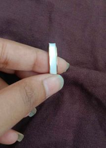 Set of 5 Fashionable Gold-Tone Rings
