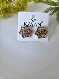 Kayan Star Stud Earrings