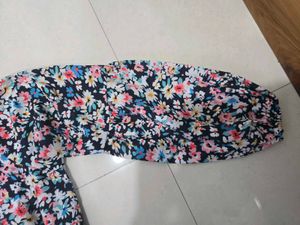 Floral Print V-Neck Mini Dress