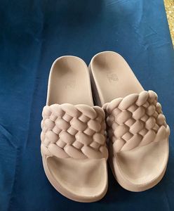 Zudio Chic Braided Slide Sandals
