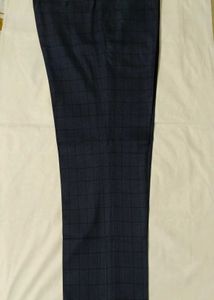 Peter England Trousers