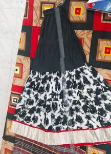 Black Skirt