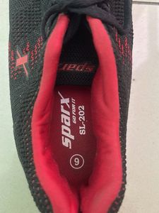 Sparx Black &amp; Red Running Shoes