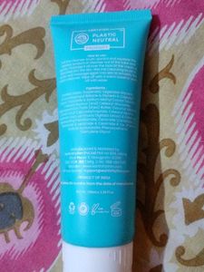 FREE GIFT. Earth Rhythm Hydrating Cream Cleanser