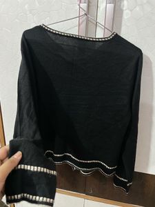 Elegant Black Cardigan
