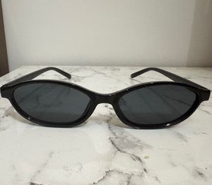 black sunglasses
