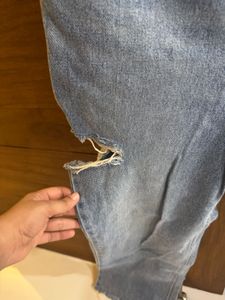 Trendy Ripped Light Wash Jeans
