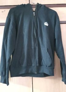 Black Zip-Up Hoodie🎱