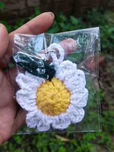 Handmade Crochet Daisy Keychain
