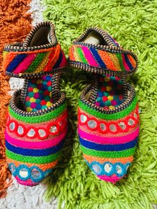 ethnic bellies