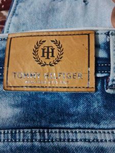 Stylish Blue Wash Jeans