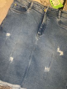 Stylish Distressed Denim Skirt