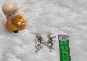 Chic Pearl Dangle Earrings