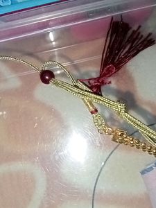 Elegant Gold-Toned Necklace