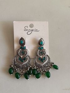 Sangria Dangle Earrings
