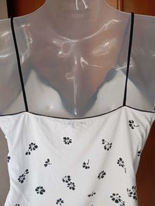 Cute Floral top
