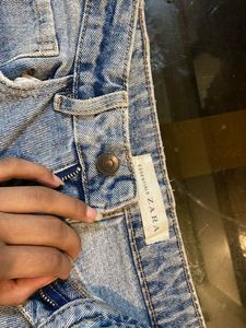 SALEE ‼️‼️ZARA Essentials Denim Jeans