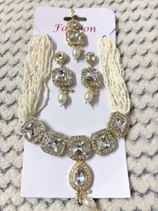 Elegant Pearl &amp; Crystal Necklace Set