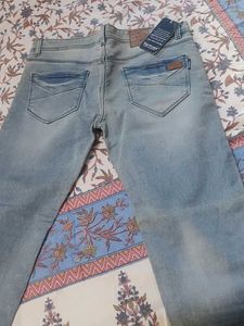 Vertices Blue Washed Jeans