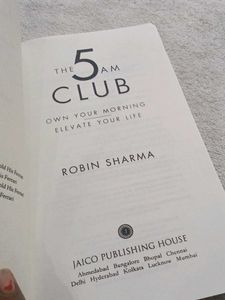 The 5 AM Club by Robin Sharma