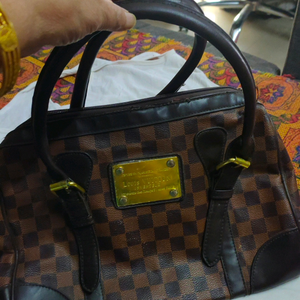 hand bag branded