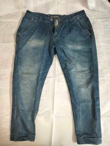 34 Size Blue Denim Unisex Jeans