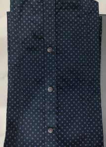 Men's Black Patterned Button-Down