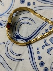 Timex Women's Gold Tone Bracelet Watch