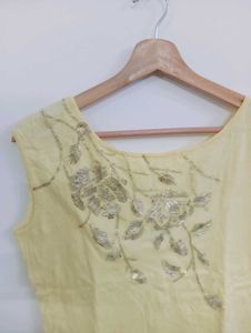 Elegant Yellow Embroidered Sleeveless Blouse