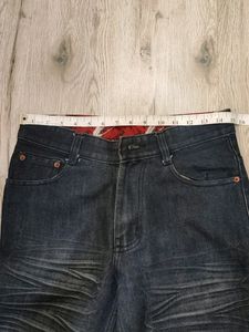 Feather Jeans Size 30 Sc0033