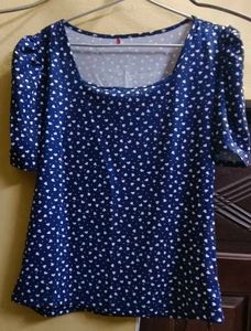 Charming Blue Heart Print Top