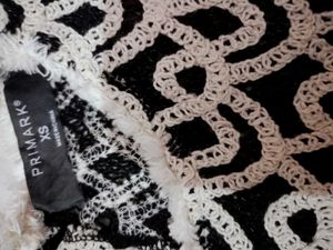 crochet Black &amp; White Patterned Sleeveless Top